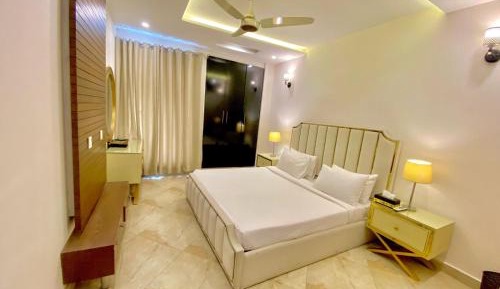 Two-Bedroom Apartment with Balcony