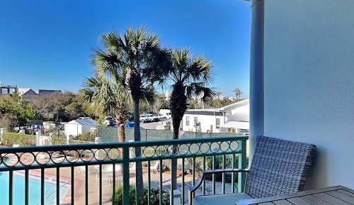 One-Bedroom Apartment with Ocean View