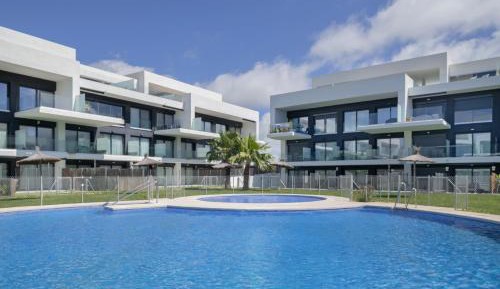 Three-Bedroom Superior Apartment