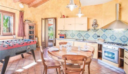 Three-Bedroom Holiday Home 