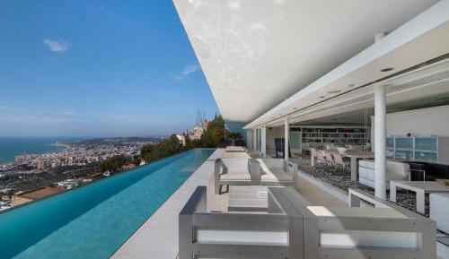 Villa with Sea View