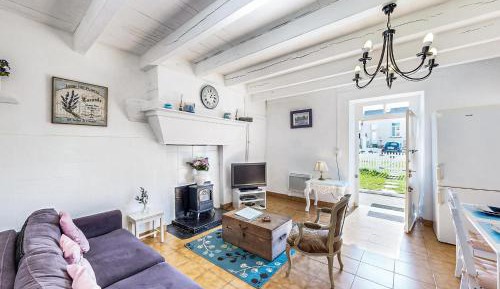 One-Bedroom Holiday Home