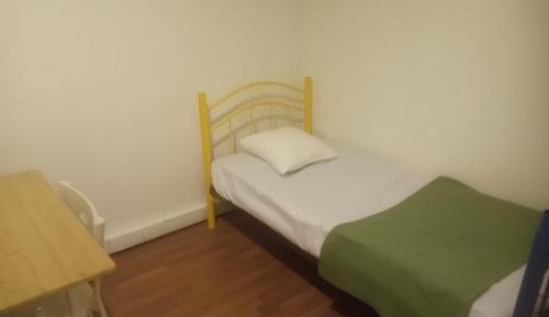 Semi Single Room (Shared Bathroom)