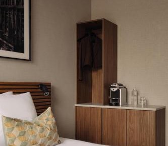 Deluxe double room with canal view