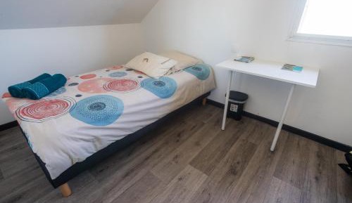 Deluxe Room (2 Adults + 1 Child)