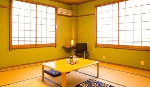 Japanese-Style Room