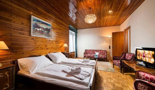 Exclusive Suite with Balcony