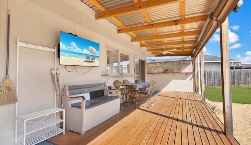 Two-Bedroom Holiday Home