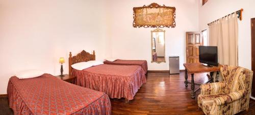 Triple Room