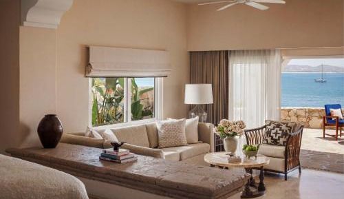 Palmilla Room King Bed - Ocean Front Room