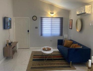 Bungalow with Patio