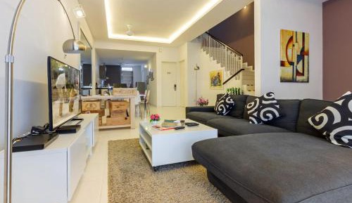 Six-Bedroom House