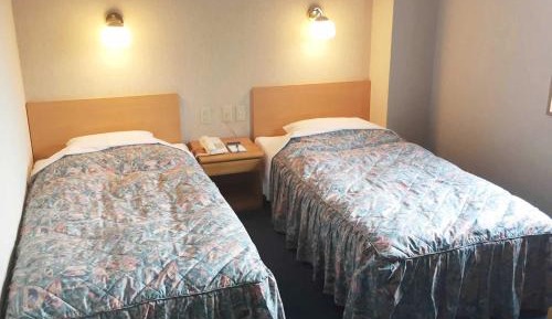 Standard Twin Room - Non-Smoking