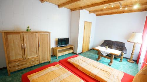 Deluxe Double Room with Shower