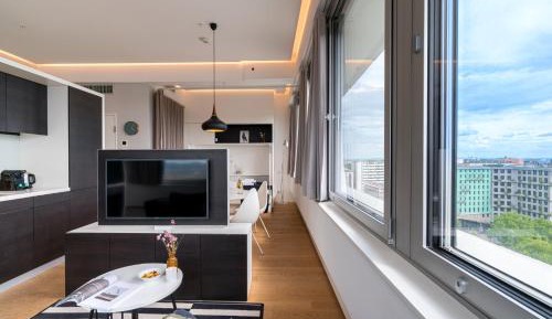One-Bedroom Premier Apartment