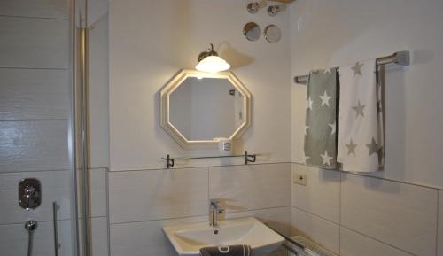 One-Bedroom Apartment with Terrace