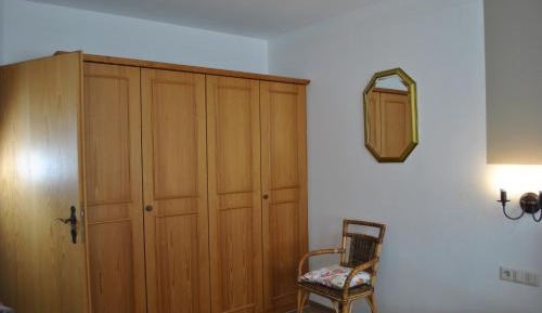 One-Bedroom Apartment with Balcony