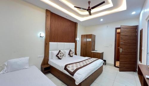 Luxury Triple Room