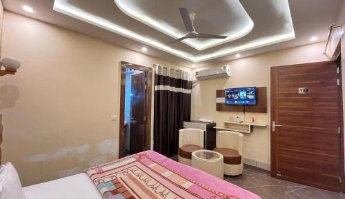 Deluxe Double Room with Balcony