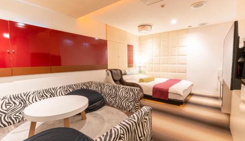 King Room with Spa Bath