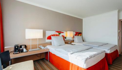 Twin Room with Balcony