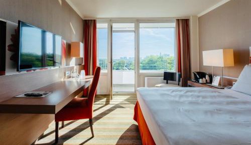 King Room with Balcony