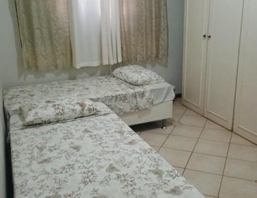 Basic Triple Room with Shared Bathroom