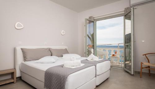 Superior Twin Room with Sea View