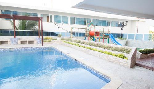 One-Bedroom Apartment with Balcony