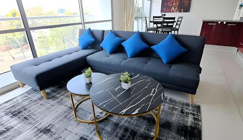 Two-Bedroom Deluxe Apartment with Balcony