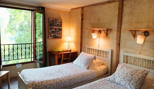Twin Room with Mountain View