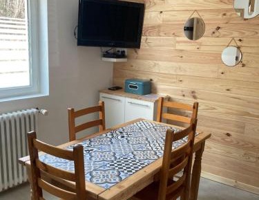 One-Bedroom Standard Apartment