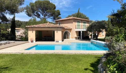 Five-Bedroom Villa