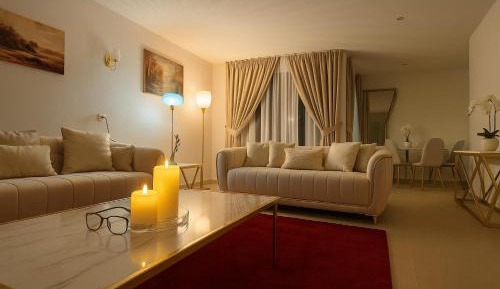 Three-Bedroom Apartment with Balcony