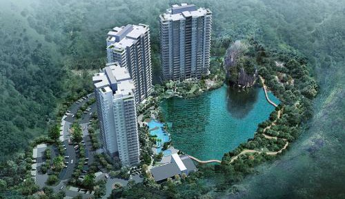 Three-Bedroom Apartment with Mountain View
