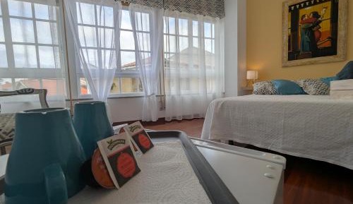 Standard Double Room with Shared Bathroom