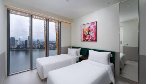 Premier Twin Riverside with Sunset View