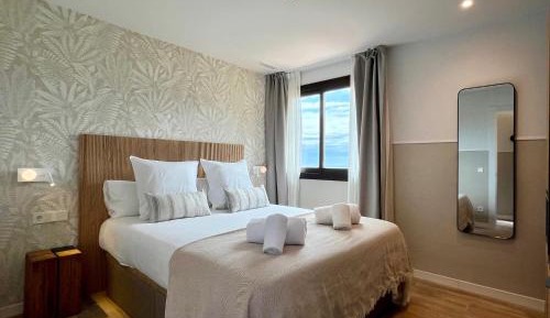 One-Bedroom Premium Apartment Terrace with Ocean View