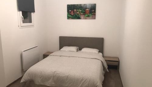 Superior One-Bedroom Apartment