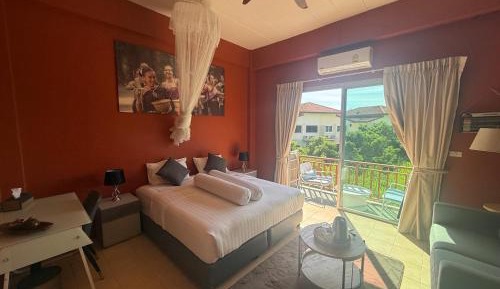 Deluxe Double Room with Balcony