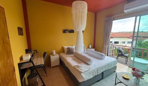 Deluxe Double Room with Balcony