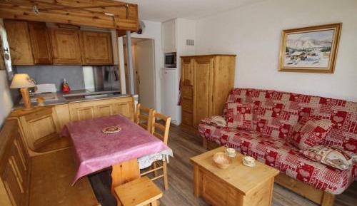 Apartment (5 Adults)