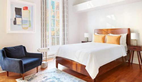 Queen Room