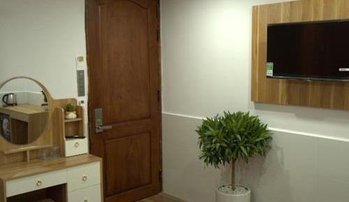 Standard King Room