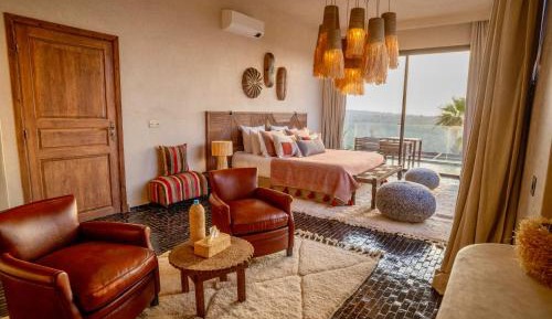 Deluxe Suite with Sea View