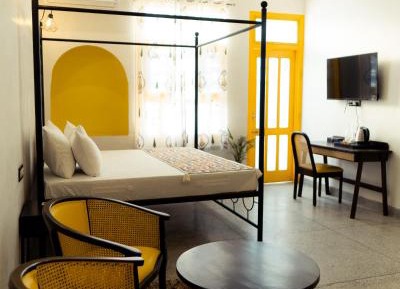 Deluxe King Suite