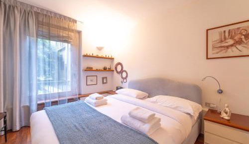 Superior One-Bedroom Apartment with Balcony