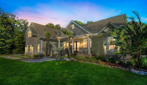 Six-Bedroom House