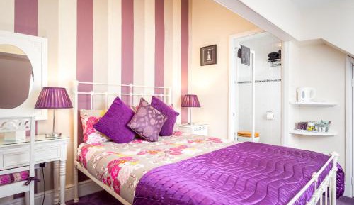 Double Room with Garden View - Second Floor