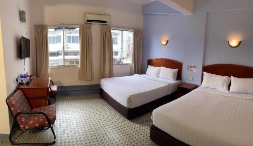 Deluxe Queen Room with Two Queen Beds